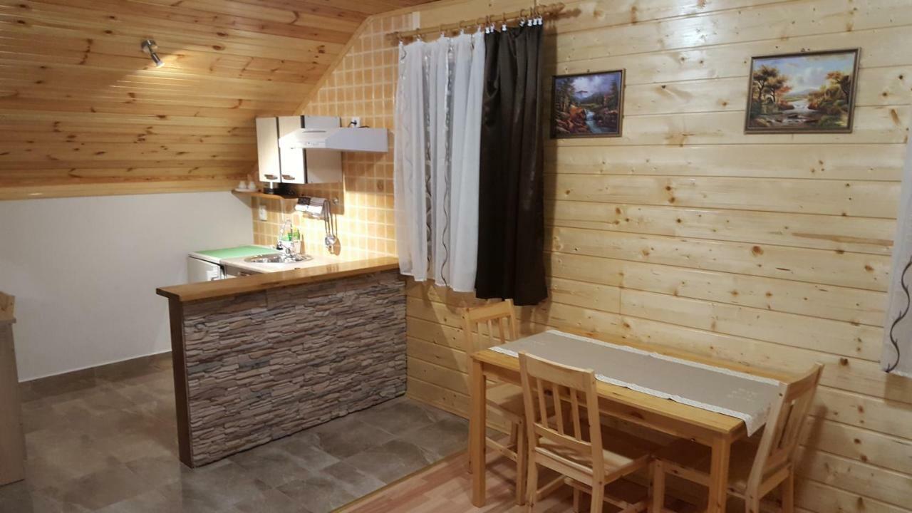 Apartman Marica Rakovica Buitenkant foto